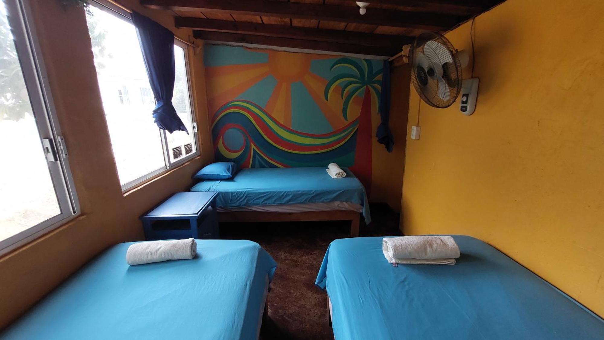 פוארטו אסקונדידו Tower Bridge Hostel מראה חיצוני תמונה