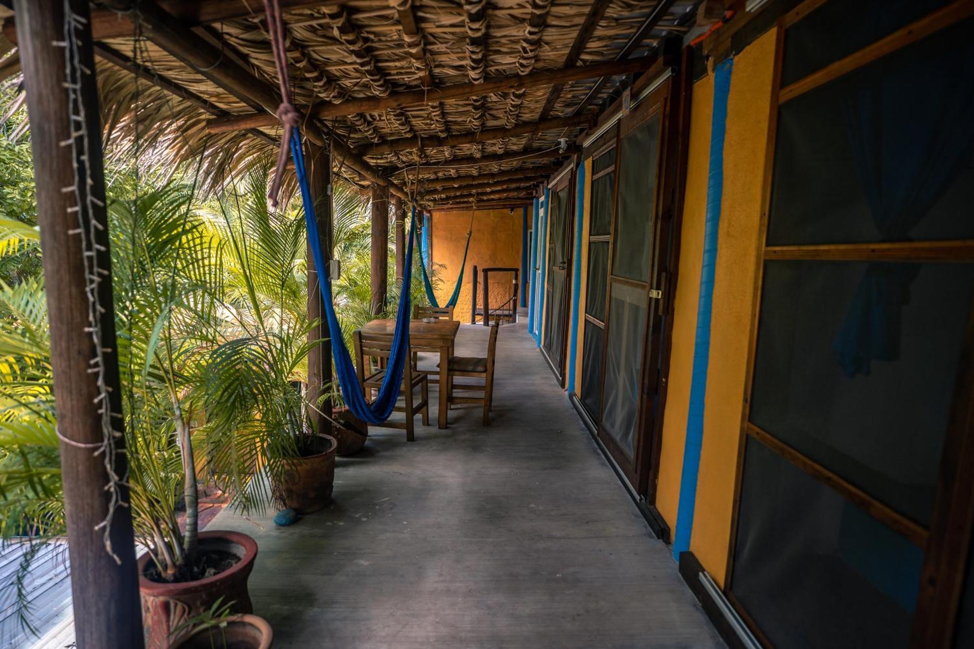 פוארטו אסקונדידו Tower Bridge Hostel מראה חיצוני תמונה