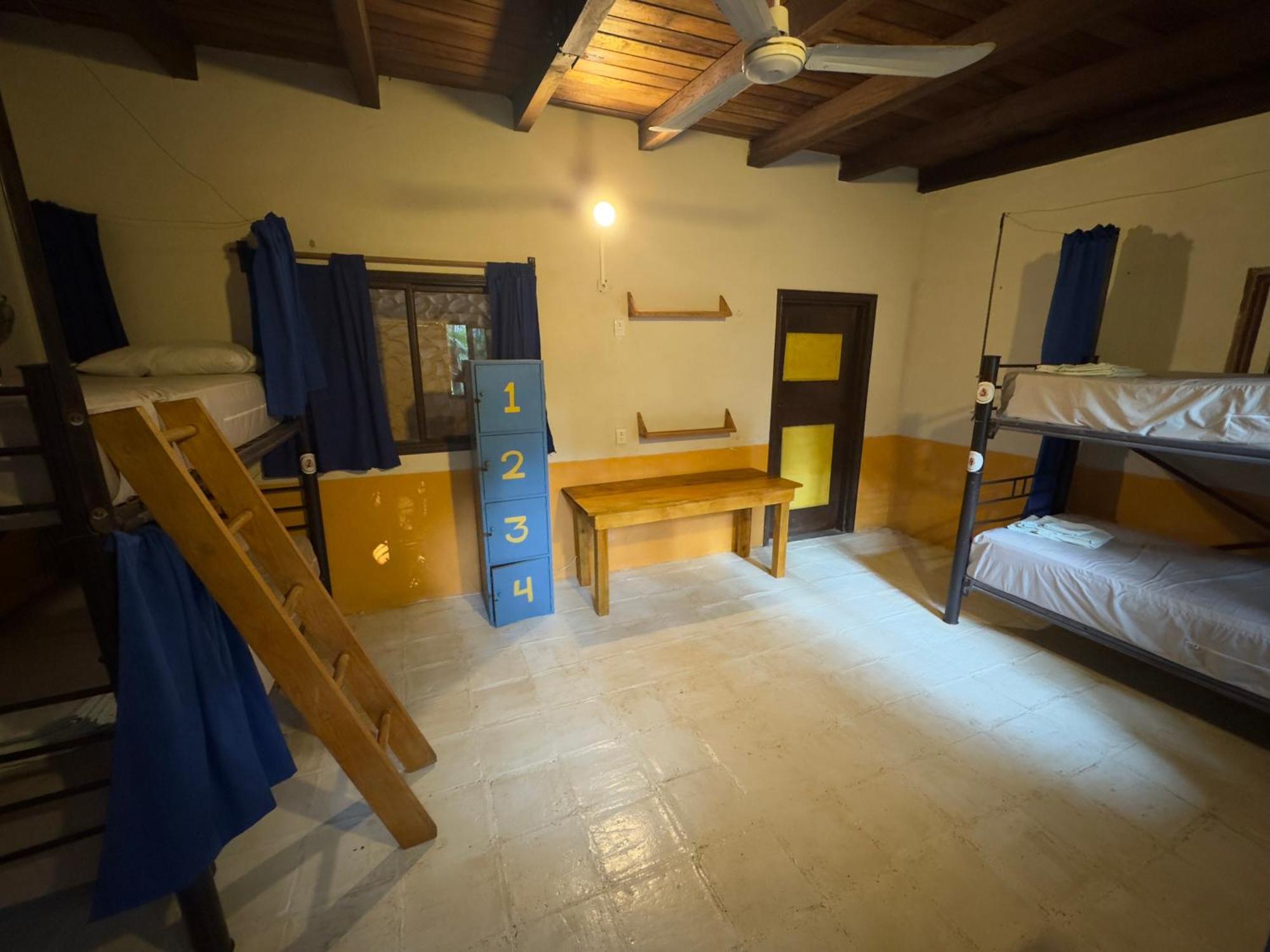 פוארטו אסקונדידו Tower Bridge Hostel מראה חיצוני תמונה